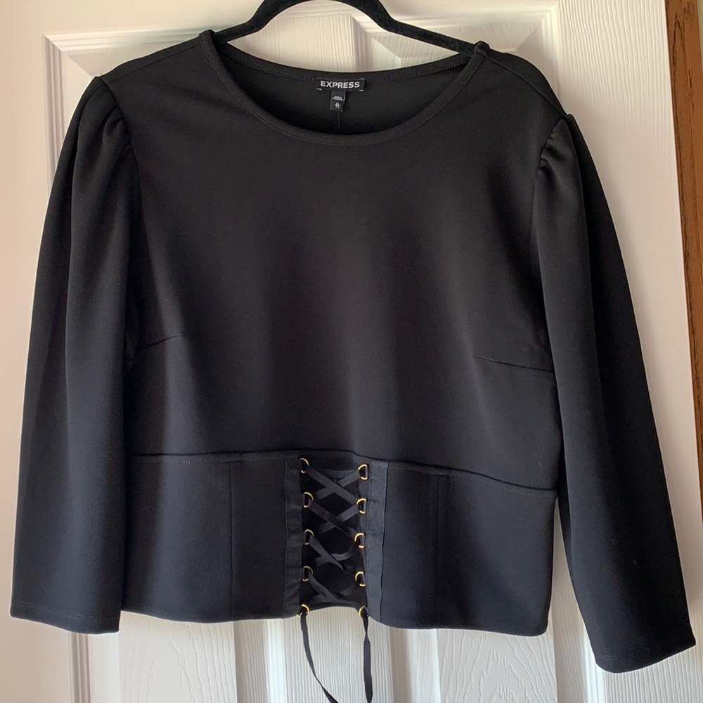 Express XL Black Top